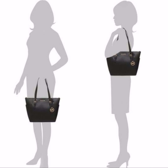 Michael Kors Charlotte Large Saffiano Leather Top-Zip Tote Bag - Picture 8 of 9